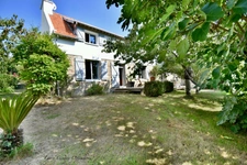 Superbe propriété équestre de 5ha environ, avec maison stylée de 184m² à 5mn de LORIENT