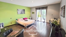 CHALON SUR SAONE, Villa 370 m², 11 pièces, piscine, dépendances sur 3325 m² de terrain