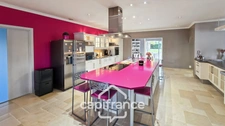 CHALON SUR SAONE, Villa 370 m², 11 pièces, piscine, dépendances sur 3325 m² de terrain