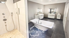 CHALON SUR SAONE, Villa 370 m², 11 pièces, piscine, dépendances sur 3325 m² de terrain