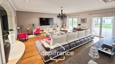 CHALON SUR SAONE, Villa 370 m², 11 pièces, piscine, dépendances sur 3325 m² de terrain