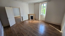 Maison en pierre de 139 m² avec dépendances- terrain de 2308 m² - Proche de Chalon-sur-Saône (Saône et Loire)