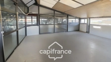 Entrepôt/bureau à vendre de 392 m² (71)