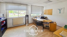 Local/bureau de 1200 m² à louer proche de CHALON SUR SAONE (71)
