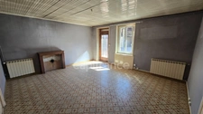 Maison en pierre de 139 m² avec dépendances- terrain de 2308 m² - Proche de Chalon-sur-Saône (Saône et Loire)