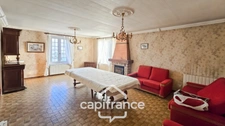 A vendre Maison en pierre de 9 pièces 180 m² avec dépendances de 880 m² sur terrain de 3692 m² (71100)
