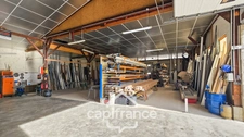 Entrepôt/bureau à vendre de 605 m² (71)