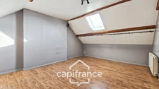 A vendre maison 5 pièces avec  logement indépendant sur SAINT MARCEL (71)
