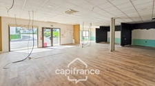 Cellule commerciale de 140 m² à louer proche de CHALON SUR SAONE (71)