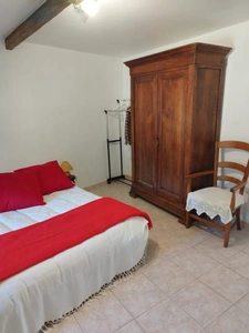 Jolie maison de campagne en pierre à 15 minutes de l'étang de st estèphe