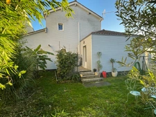 Maison ossature bois avec piscine d'une surface habitable de 132m2 située à Périgueux.
