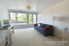  Tourcoing quartier très calme– Bel appartement traversant 2 chambres – 71,46 m² avec balcon, cave et parking 