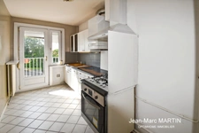 Appartement T4 à vendre à Lille – Jardin des Plantes – Garage – Balcon – 71,58 m²