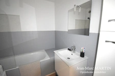  Tourcoing quartier très calme– Bel appartement traversant 2 chambres – 71,46 m² avec balcon, cave et parking 