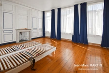 Maison 230 m² à vendre Tourcoing Centre – 5 chambres, jardin, terrasse et possibilité de colocation.