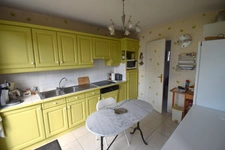 🏡 À vendre – Maison semi-mitoyenne 3 chambres – Quartier Cousinerie, Villeneuve d’Ascq 💰 Prix : 281 000 € FAI