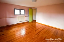 À vendre à Carnin, maison individuelle de 115 m² avec 3 chambres, terrasse sud-ouest et garage