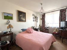 Appartement familial de 4 pièces en étage élevé sans vis à vis à rafraîchir