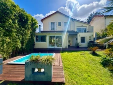 Maison familiale près des bords de Marne