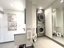 Appartement à vendre 2 pièces PARIS 20EME - Un balcon sur la plus belle ville du monde : Paris à vos pieds et le ciel pour vous seul !  