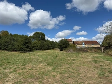 EN EXCLUSIVITE ! Manoir de 170m² avec son annexe de 50m² et ses dépendances sur terrain de 8861m² 244 000 €