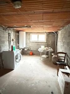 Pavillon surélevé sur sous sol, 96m², 3 chambres, sur terrain de 505m2, 97 900 €