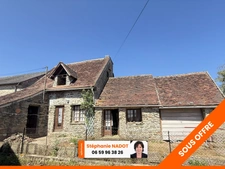 EN EXCLUSIVITE ! Maison en pierre à restaurer 72m² sur terrain de 205m², 19 000 €