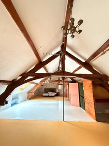 Propriété de caractère 284m² habitable, 5 chambres, annexe + grange sur terrain de 6885m² 197 000 €