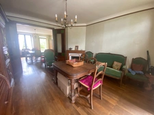 Demeure de 284m², 11 pièces, 7 chambres avec 600m² de dépendances, terrain de 2200m² 211 000 €