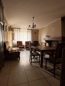 Maison en pierre, 65m², 2 chambres avec garage et dépendance, 29 500 €