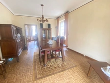 Maison de village, 103m², 3 chambres, terrasse et jardinet avec 2 garages 59 900 €
