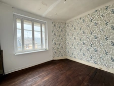 EN EXCLUSIVITE ! Immeuble sur 3 niveaux 118m², 3 chambres, 79 000€