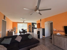Pavillon de plain pied 136m², de 2012, 5 chambres, sur terrain de 1719m² 229 000 €