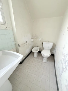Maison à restaurer de 51m² avec possibilité de 46m² supplémentaire + dépendances sur 3674m² de terrain 37500€