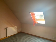 Ensemble de 2 maisons mitoyennes en pierre 209m² + grange, terrain 2000m² 79 500 €
