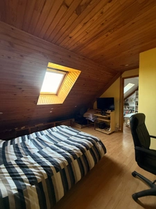 Pavillon sur sous sol de 170m², 5 chambres, piscine sur terrain de 2000m² 197 000 €