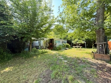Habitations de loisirs mobil home et chalet sur terrain de 1080m² 29 500€