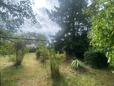Demeure de 284m², 11 pièces, 7 chambres avec 600m² de dépendances, terrain de 2200m² 211 000 €