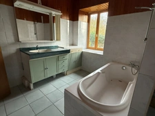 Ensemble de 2 maisons mitoyennes en pierre 209m² + grange, terrain 2000m² 79 500 €