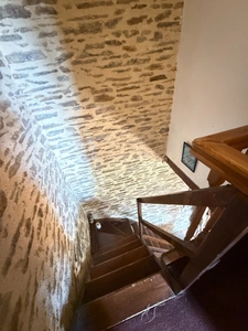  Manoir de 170m² avec son annexe de 50m² et ses dépendances sur terrain de 3 423m² 244 000 €