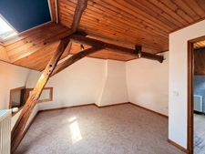Charmante maison en pierre, 115m², 3 chambres, 1175 m² de terrain 89 900 €