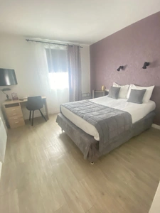 Hotel/Bar/Restaurant 30 pièces 230 000 €
