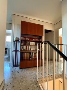 Maison en pierre 158m², 5 chambres, avec garage sur parc arboré de 5193m² 249 000 €