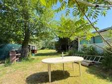 Habitations de loisirs mobil home et chalet sur terrain de 1080m² 29 500€