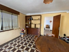 Maison de ville 108m², avec courette et dépendances 49 500 €