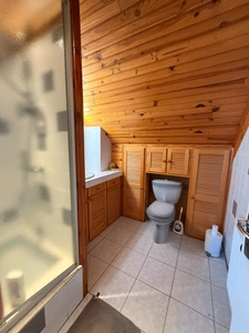 Pavillon sur sous sol de 170m², 5 chambres, piscine sur terrain de 2000m² 197 000 €