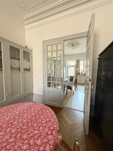 EN EXCLUSIVITE ! Maison de ville de caractère 242m², 4 chambres, avec jardin 147 000 €