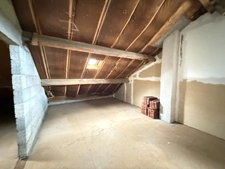 Pavillon élevé sur sous sol, 79m², 3 chambres sur 626m² de terrain 54 000 €