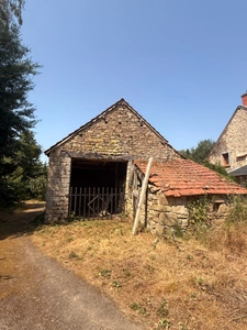 Ensemble de 2 maisons à restaurer + grange 26 500 €