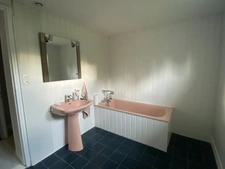 Maison de ville restaurée, 106m2 avec garage sur terrain 283m²  79 400 €